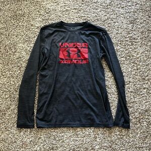 Under armour long sleeve top